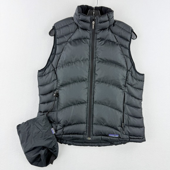 Patagonia Jackets & Blazers - PATAGONIA Down Vest Vintage Style 84642‎ Size LARGE Womens Black Stuffsack